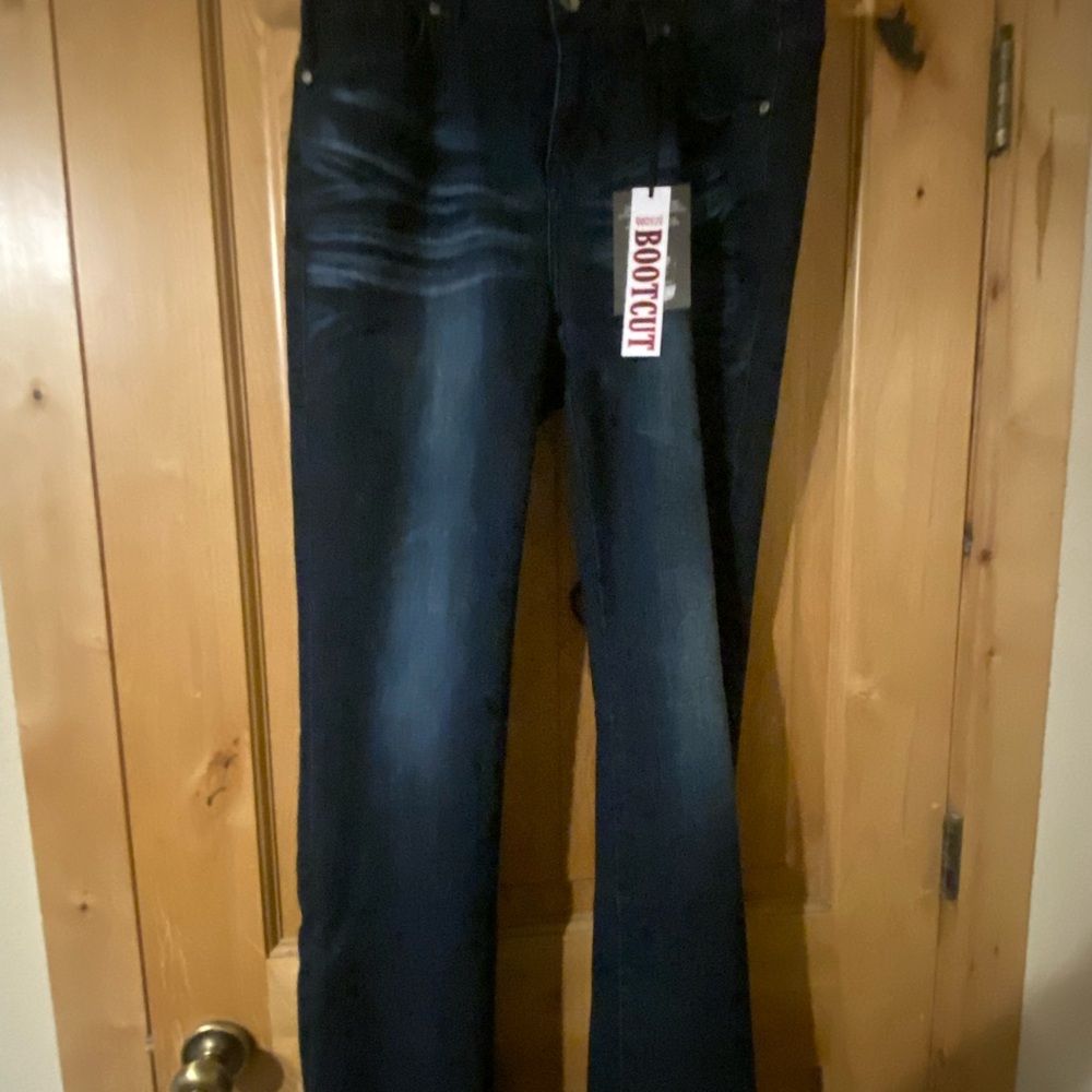 cowgirl tuff Jeans straight to blinged out flare - Picture 2 of 5